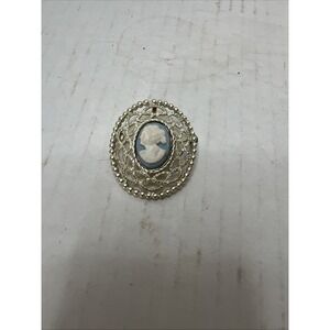 Signed Sarah Coventry Blue Cameo Pin Pendant , "Cameo Lace", 1957
